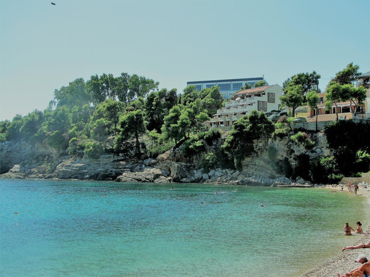 Gorgona Hotel Patitiri  Exterior photo